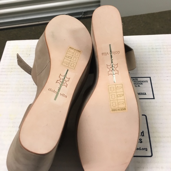 sale! NEW Dolce Vita Liza Desert Sand Color Wedge Slingback - Picture 7 of 13